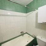Apartamento Aleksander's New And Spacious In