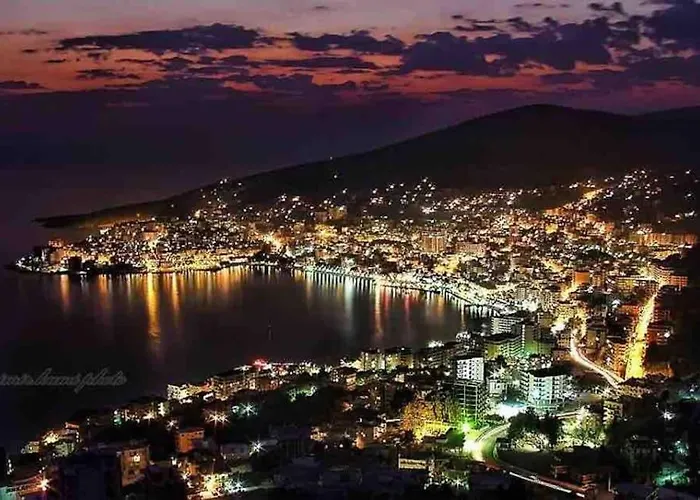 Aleksander's New And Spacious In Appartamento