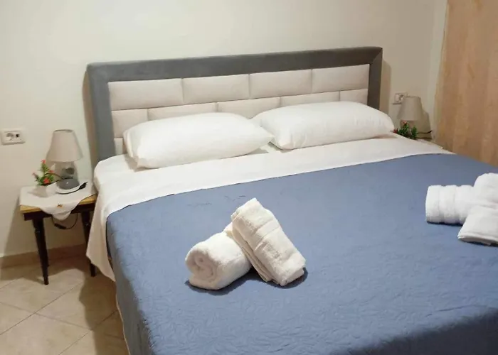 Aleksander's New And Spacious In Appartamento Sarandë